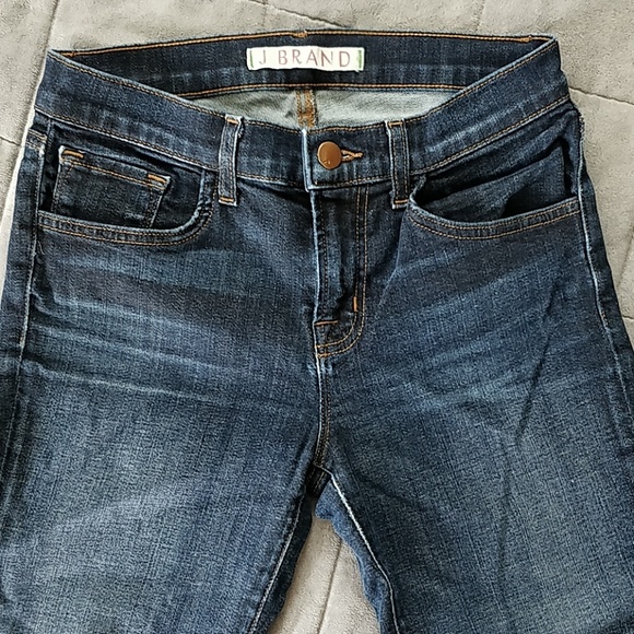 J Brand 811 midrise skinny, size 26 - Picture 5 of 7